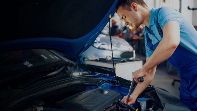 Service-MOT-scaled-748x420.jpg
